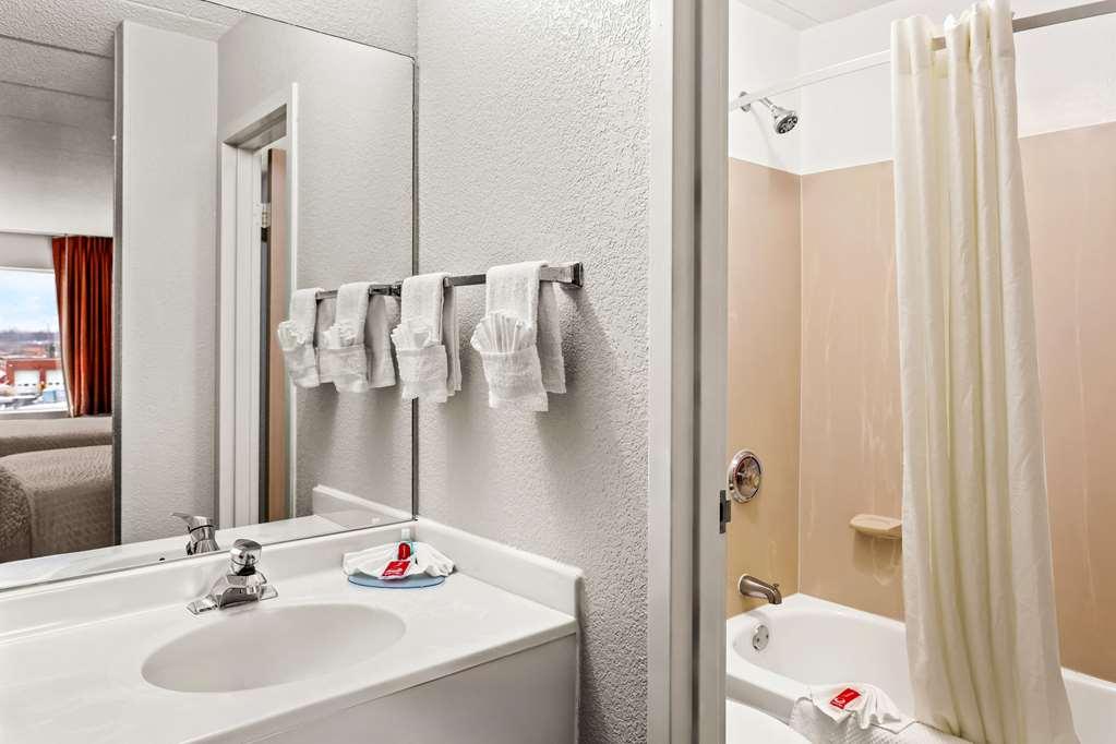 Econo Lodge Willowbrook Quarto foto